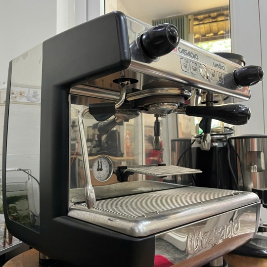 [SALE] Combo máy pha cà phê Casadio Undici A1 Group  + Máy xay cơ HC600 