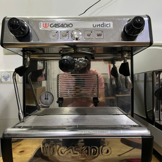 [SALE] Combo máy pha cà phê Casadio Undici A1 Group  + Máy xay cơ HC600 